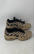 Load image into Gallery viewer, Nike Boys Air Max Plus 655020-201 Beige Black Lace-Up Tennis Shoes Size 6Y

