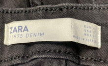 Load image into Gallery viewer, Zara Womens Black Dark Wash Pockets Denim Flared Leg Jeans Size 02
