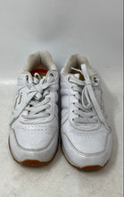 Load image into Gallery viewer, Levi's Womens Tessa Ul White Leather Lace-Up Low Top Sneaker Shoes Size 8
