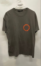 Load image into Gallery viewer, Pretty Little Thing Mens Gray Short Sleeve Crew Neck Pullover T-Shirt Size M
