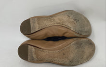Load image into Gallery viewer, Authentic Tory Burch Womens Caroline Brown Ballet Flats Size 9M Damaged
