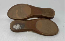 Load image into Gallery viewer, Italian Shoemakers Womens Ivory Open Toe Slip-On Thong Sandals Size 11
