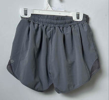 Load image into Gallery viewer, Lululemon Womens Gray Elastic Waist Pull-On Activewear Athletic Shorts Size 4
