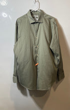Load image into Gallery viewer, Perry Ellis Mens Green Long Sleeve Collared Slim Fit Dress Shirt Size 17.5
