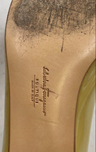 Load image into Gallery viewer, Authentic Salvatore Ferragamo Womens Beige Block Pump Heels Size 11B Damaged

