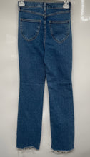 Load image into Gallery viewer, Forever 21 Womens Blue Medium Wash Raw Hem Denim Straight Leg Jeans Pants Sz 24
