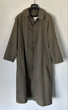 Load image into Gallery viewer, London Fog Womens Green Spread Collar Pockets Button Front Overcoat Size 4 Pet
