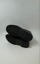 Load image into Gallery viewer, Asos Womens Black Leather Closed Toe Pull On Ankle Chelsea Boots Size 6
