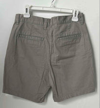 Load image into Gallery viewer, H&amp;M Mens Gray Flat Front Slash Pocket Regular Fit Chino Shorts Size 30
