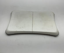 Load image into Gallery viewer, Nintendo Wii Model RVL-021 White Portable Wireless Balance Board Needs Battery
