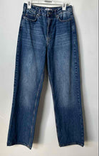 Load image into Gallery viewer, Zara Womens Blue Denim 5-Pocket Design Medium Wash Straight Jeans Size 6
