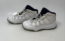 Load image into Gallery viewer, Nike Kids Air Jordan 11 Retro White Mid Top Lace-Up Sneaker Shoes Size 2.5Y
