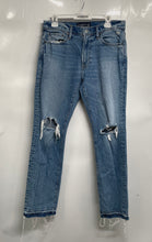 Load image into Gallery viewer, Abercrombie &amp; Fitch Mens Blue Denim Stretch Distressed Straight Jeans Size 32x32
