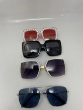 Load image into Gallery viewer, Calvin Klein, Diff, New York &amp; Co. Multicolored Sunglasses (4 Pcs)
