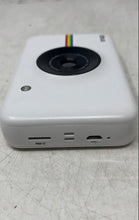 Load image into Gallery viewer, Polaroid Snap White Auto Focus Instant Digital Camera Not Tested
