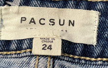 Load image into Gallery viewer, Pacsun Womens Blue Denim Cotton Pockets Raw Hem Short Mini Skirt Size 24
