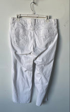 Load image into Gallery viewer, DKNY Womens White Regular Fit Pockets Denim Straight Leg Jeans Size 12
