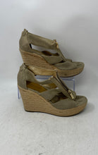 Load image into Gallery viewer, Michael Kors Womens Beige Open Toe Espadrilles Sandals Size 8.5M
