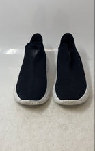 Load image into Gallery viewer, Guess Womens Black Slip-On Low Top Round Toe Running Shoes Size 7.5
