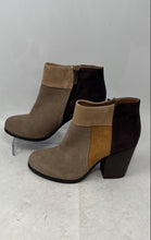 Load image into Gallery viewer, Kenneth Cole Reaction Womens Might Free Multicolor Side Zip Ankle Boots Size 8 M
