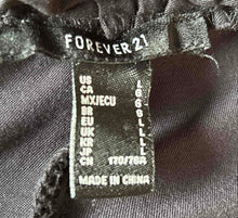 Load image into Gallery viewer, Forever 21 Womens Black Elastic Waistband Adjustable Drawstring Trouser Pants L
