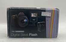 Load image into Gallery viewer, Vivitar SF-3000 Digital Slave Flash Digital Camera Attachment Not Tested
