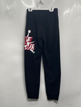 Load image into Gallery viewer, Nike Boys Black Fleece Flat Front Pull On Elastic Waist Jogger Pants 12-13 Years
