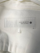 Load image into Gallery viewer, Zara Womens White Denim Collared Long Puff Sleeve Button-Up Shirt Size XS
