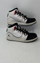 Load image into Gallery viewer, Nike Boys Air Jordan 1 Flight 2 631784-102 Black White Basketball Shoes Sz 4.5Y
