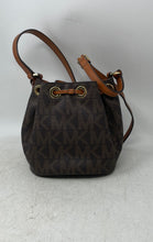 Load image into Gallery viewer, Michael Kors Womens Multicolor Signature Print Drawstring Bucket Purse
