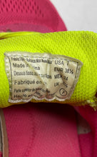 Load image into Gallery viewer, Champion Womens Pink Green White Low Top Lace-Up Running Sneaker Shoes Size 7
