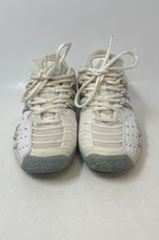 Load image into Gallery viewer, Adidas Womens Barricade 5 Classic 041978 White &amp; Silver Sneaker Shoes Size 6
