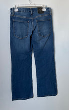 Load image into Gallery viewer, Banana Republic Womens Blue Denim Cropped Bootcut Leg Jeans Size 27/4 With Tag
