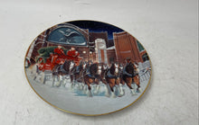 Load image into Gallery viewer, Home For The Holiday By Artist Hans Droog N5779 Number 5544 Collector Plate
