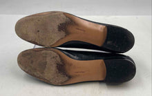 Load image into Gallery viewer, Authentic Salvatore Ferragamo Womens Black Croc Embossed Loafer Shoes Size 8 3A
