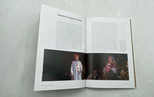 Load image into Gallery viewer, This Is Opera Pagliacci By R. Leoncavallo Book CD And DVD Set Spanish Version
