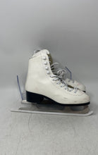 Load image into Gallery viewer, American Athletic Shoe Womens White Leather Lace-Up Ice Figure Skates Size 5
