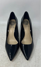 Load image into Gallery viewer, Vince Camuto Womens Savilla Black Leather Pointed Toe High Pump Heels Size 8M
