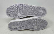 Load image into Gallery viewer, Nike Kids SB Check Canvas Light Gray White Lace-Up Sneaker Shoes Size 7Y
