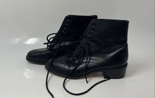 Load image into Gallery viewer, Dolcis Womens Black Leather Block Heel Lace-Up Ankle Boots Size 6.5M
