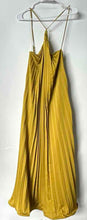 Load image into Gallery viewer, Evenuel Womens Green Pleated Spaghetti Straps Backless A-Line Dress Size S
