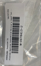 Load image into Gallery viewer, McFarlane Toys Florida Marlins Dontrelle Willis &amp; Paul Lo Duca Action Figure Set
