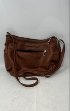 Load image into Gallery viewer, Unbranded Womens Brown Zipped Pocket Adjustable Shoulder Strap Crossbody Bag
