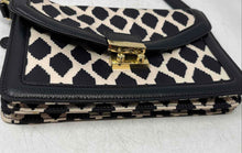 Load image into Gallery viewer, Vera Bradley Womens Black White Printed Adjustable Strap Crossbody Purse
