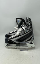 Load image into Gallery viewer, CCM Mens Multicolor Flexible Fit Winter Sports Lace-Up Ice Skates Size 9E
