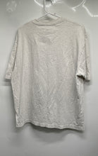 Load image into Gallery viewer, Nike Mens Light Gray Short Sleeves Crew Neck Pullover T-Shirt Size Medium

