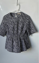 Load image into Gallery viewer, Purificacion Garcia Womens Blue White Printed Short Sleeve Blouse Top Size 38

