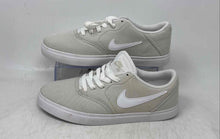 Load image into Gallery viewer, Nike Kids SB Check Canvas Light Gray White Lace-Up Sneaker Shoes Size 7Y
