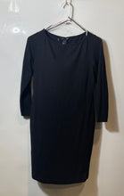 Load image into Gallery viewer, H&amp;M Basic Womens Black 3/4 Sleeve Round Neck Regular Fit Shift Dress Size S
