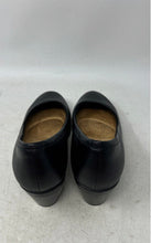 Load image into Gallery viewer, Clarks Womens Emily2 Black Leather Round Toe Slip-On Block Pump Heels Size 8M
